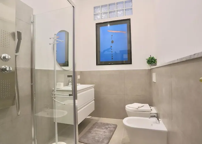 Domus Vespignani In Metro Lodi E San Giovanni - The Bright Spot