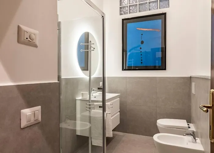 Apartament Domus Vespignani In Metro Lodi E San Giovanni - The Bright Spot *