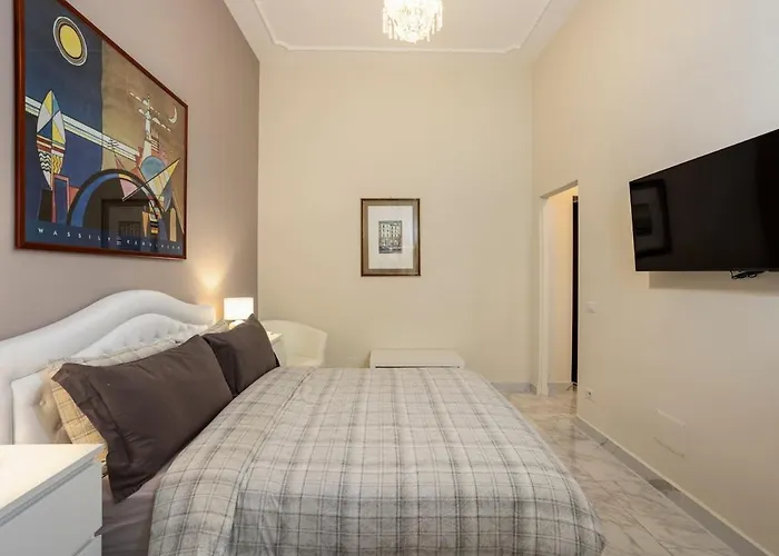 Apartament Domus Vespignani In Metro Lodi E San Giovanni - The Bright Spot