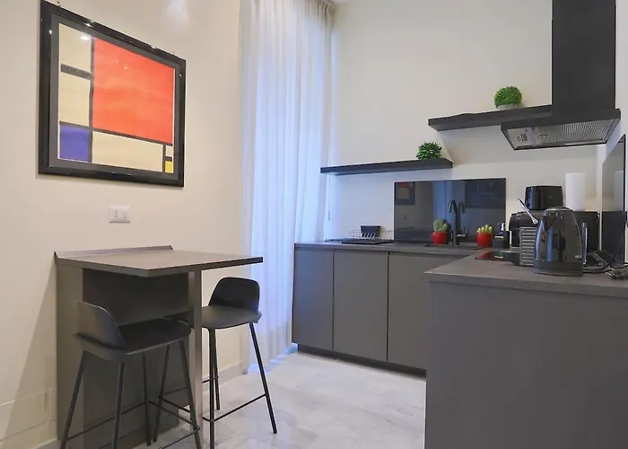 Domus Vespignani In Metro Lodi E San Giovanni - The Bright Spot