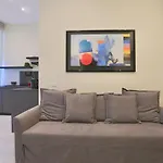 Apartamento Domus Vespignani In Metro Lodi E San Giovanni - The Bright Spot Roma